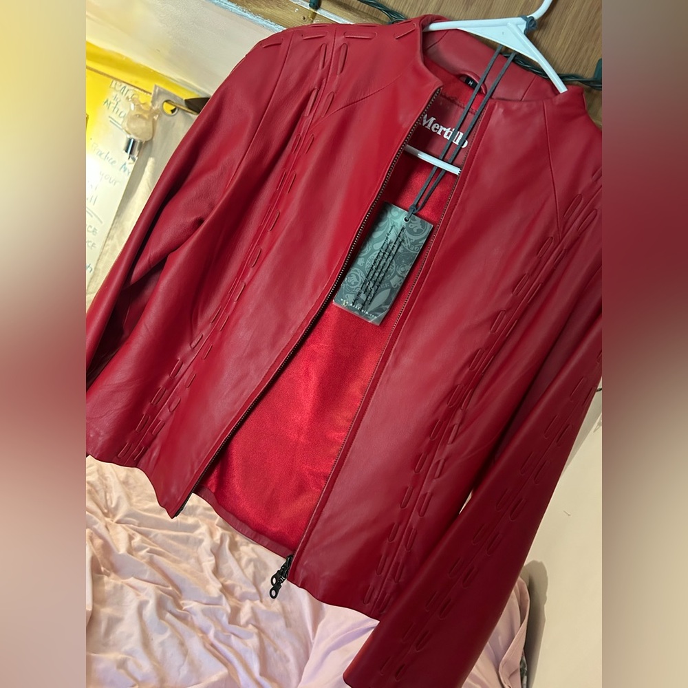 Lipstick Red Moto Leather Jacket Women’s Ms GUC - Picture 3 of 8